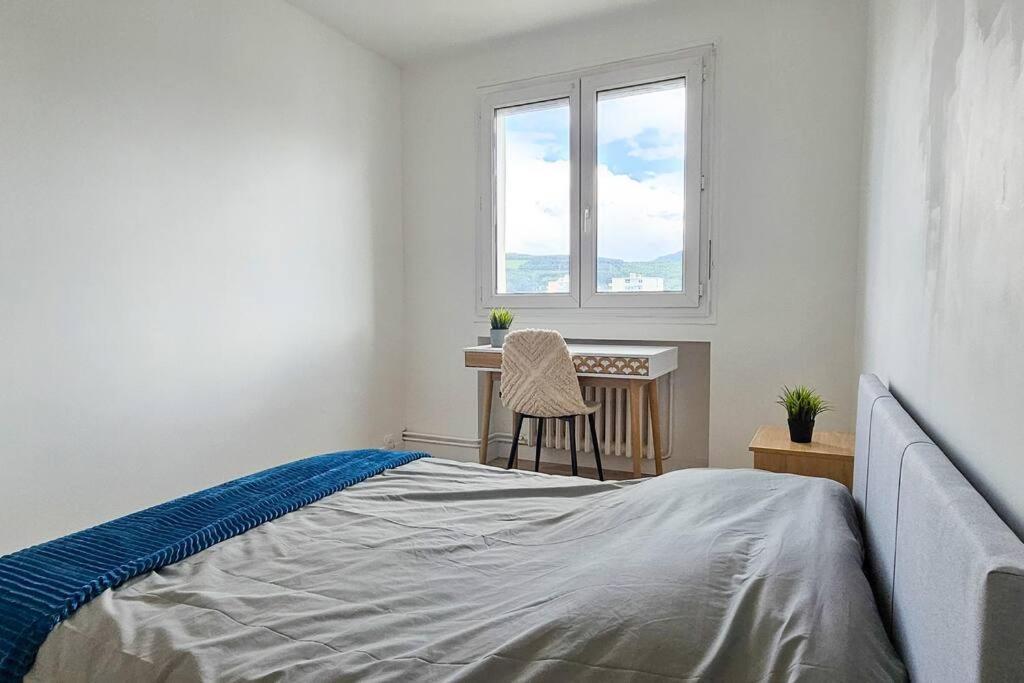 Appartement C'Est Chez Maurice! 4 Ch Wifi Balcon Parking Free à Saint-Etienne  Extérieur photo