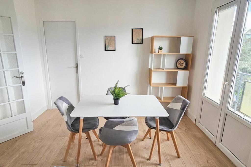 Appartement C'Est Chez Maurice! 4 Ch Wifi Balcon Parking Free à Saint-Etienne  Extérieur photo